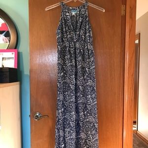Maternity maxi dress